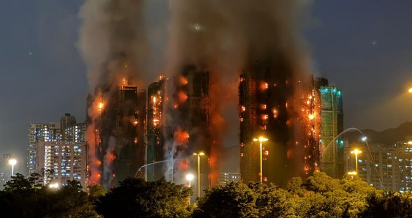 Image of हङकङमा आगलागीबाट मृत्यु हुनेको संख्या ९४ पुग्यो, करिब ३०० जना अझै बेपत्ता